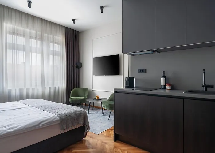 Loox Boutique Apartments Gunduliceva